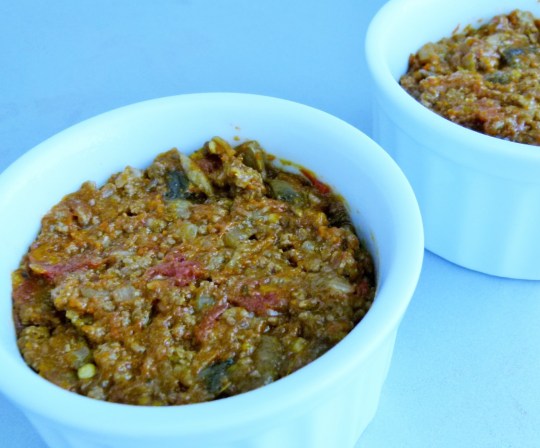 MissFoodFairy's beef pot pies ramekins filled with beef mixture