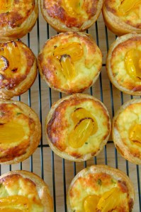 a.MissFoodFairy's ricotta& cherrytomato mini tart baked