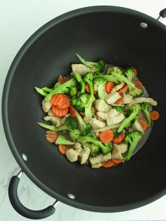 Chicken broccoli carrot stirfry #2 @MissFoodFairy