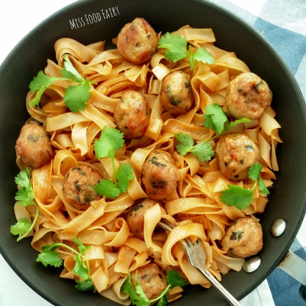 Asian chicken meatball noodles | Miss Food Fairy