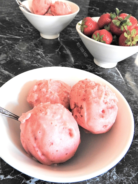 Dairy free strawberry coconut icecream | Miss Food Fairy